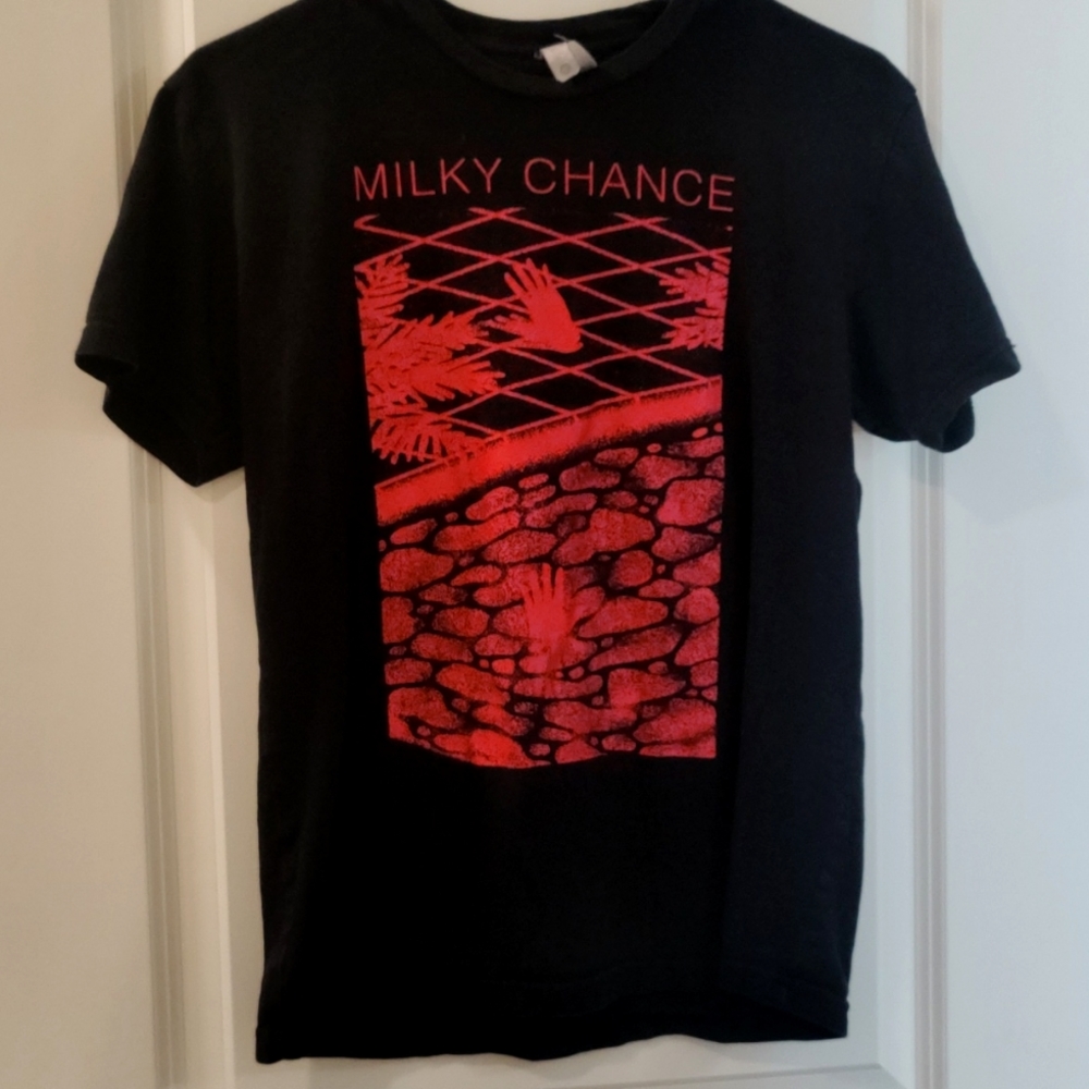 Men's Small Milky Chance Band Tee